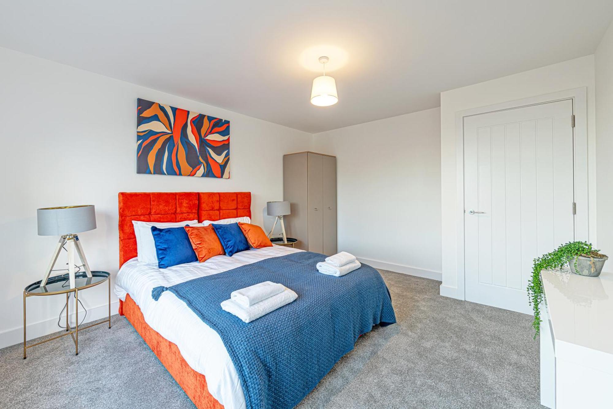 Gospel Heights Luxury Apartments With Parking Heswall Bagian luar foto