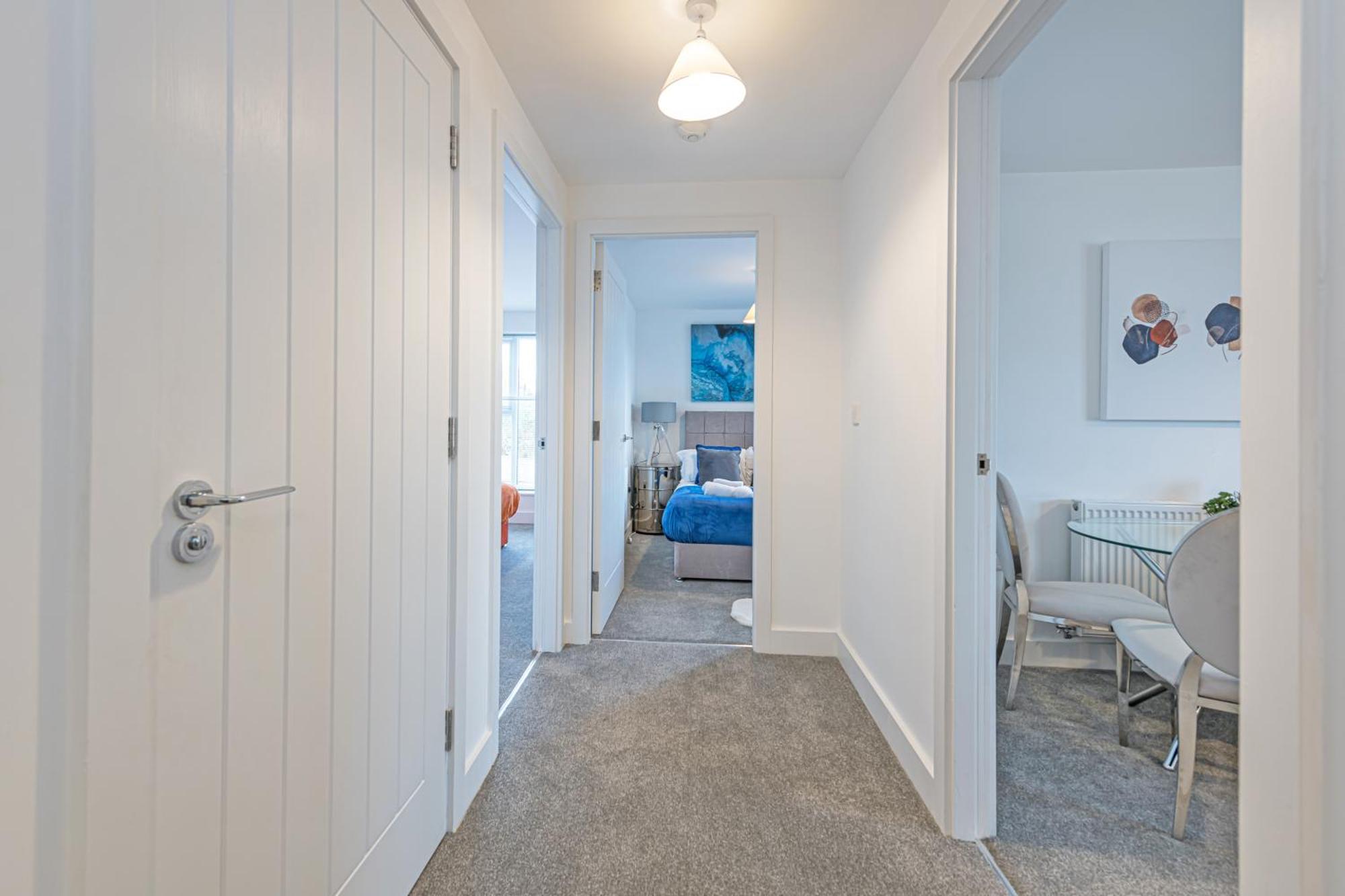 Gospel Heights Luxury Apartments With Parking Heswall Bagian luar foto